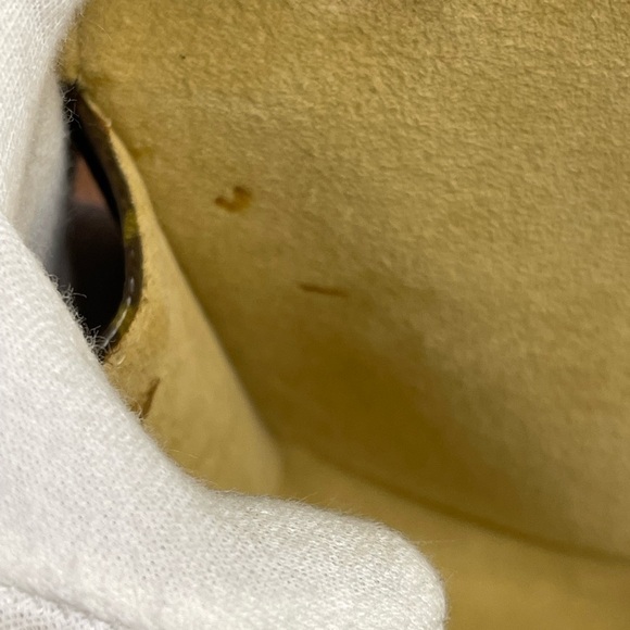 LOUIS VUITTON florentine waist/ shoulder bag in monogram - Picture 11 of 16